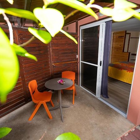 Bora Bora Holiday'S Lodge Εξωτερικό φωτογραφία