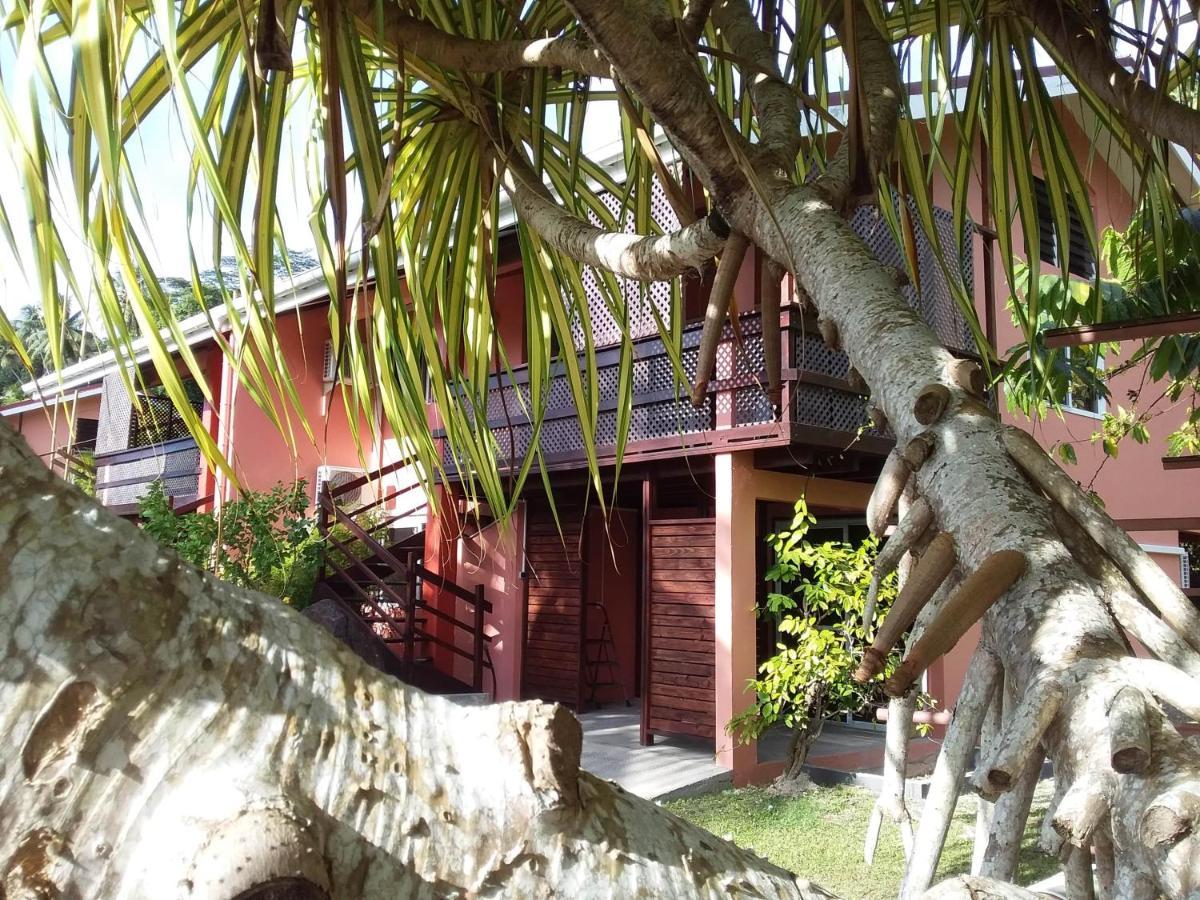 Bora Bora Holiday'S Lodge Εξωτερικό φωτογραφία