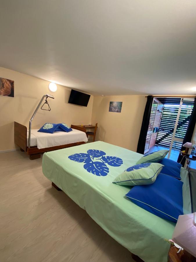 Bora Bora Holiday'S Lodge Εξωτερικό φωτογραφία