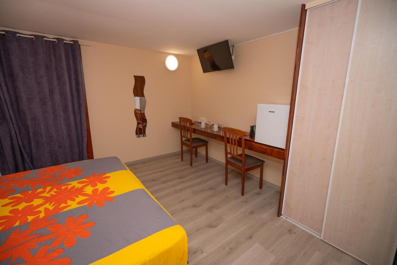 Bora Bora Holiday'S Lodge Εξωτερικό φωτογραφία