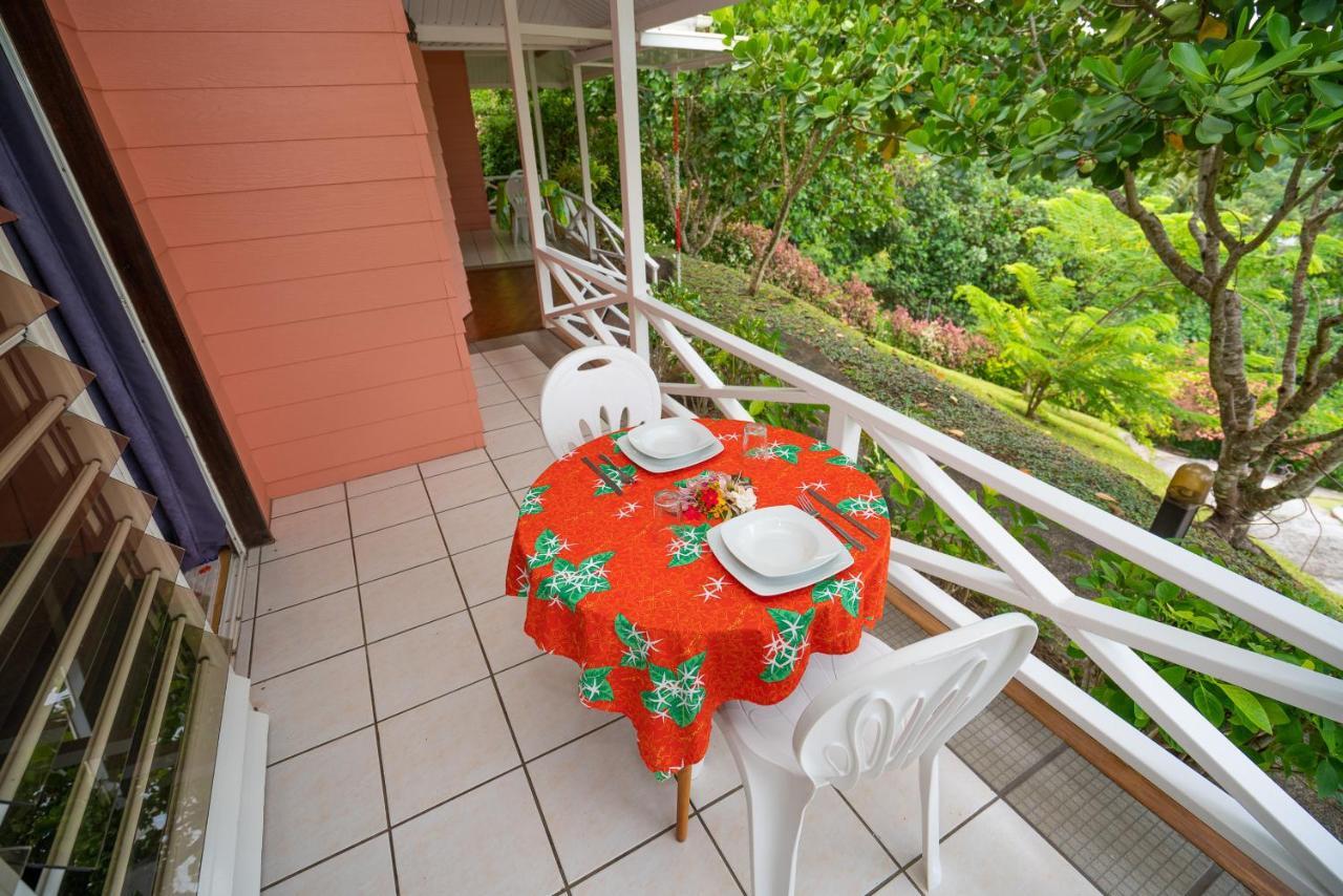 Bora Bora Holiday'S Lodge Εξωτερικό φωτογραφία
